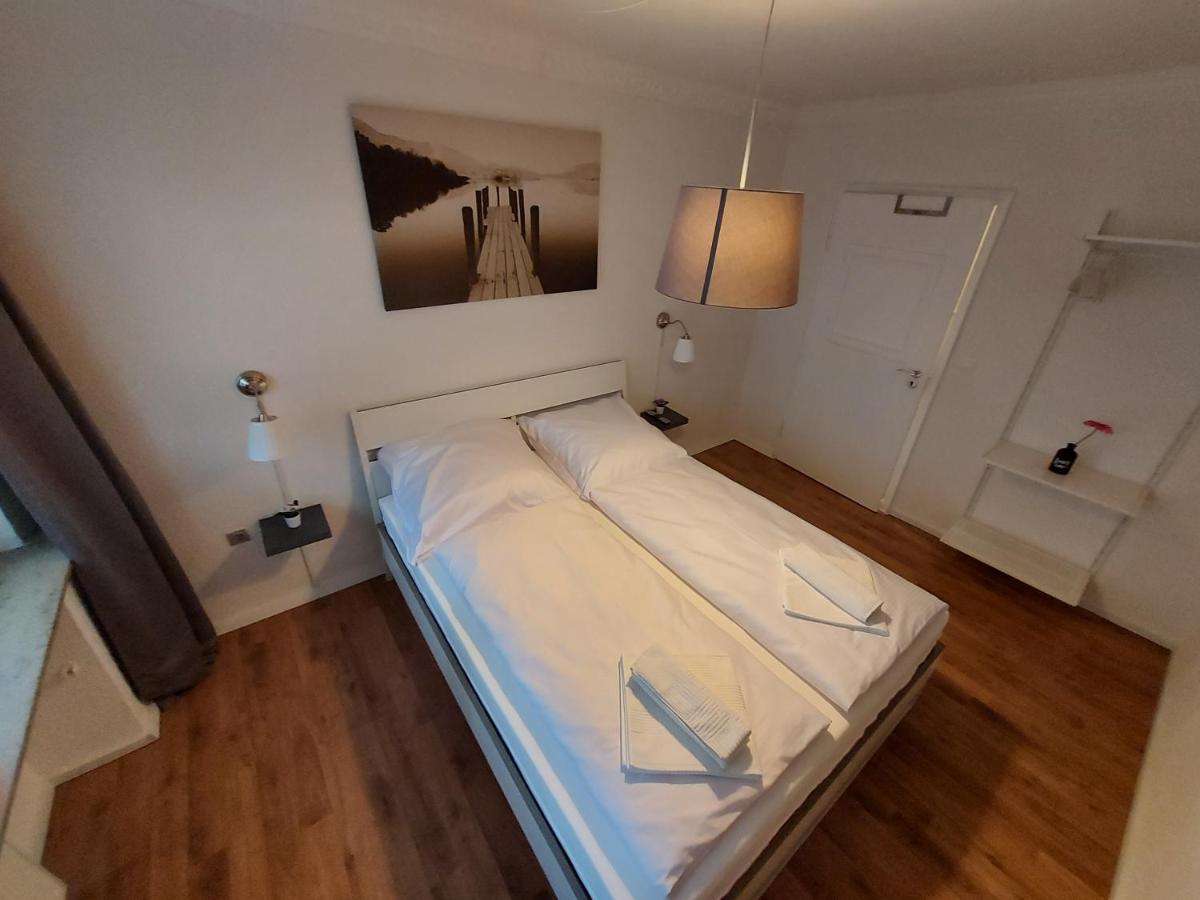 Overnight Apartment โคโลญ ภายนอก รูปภาพ