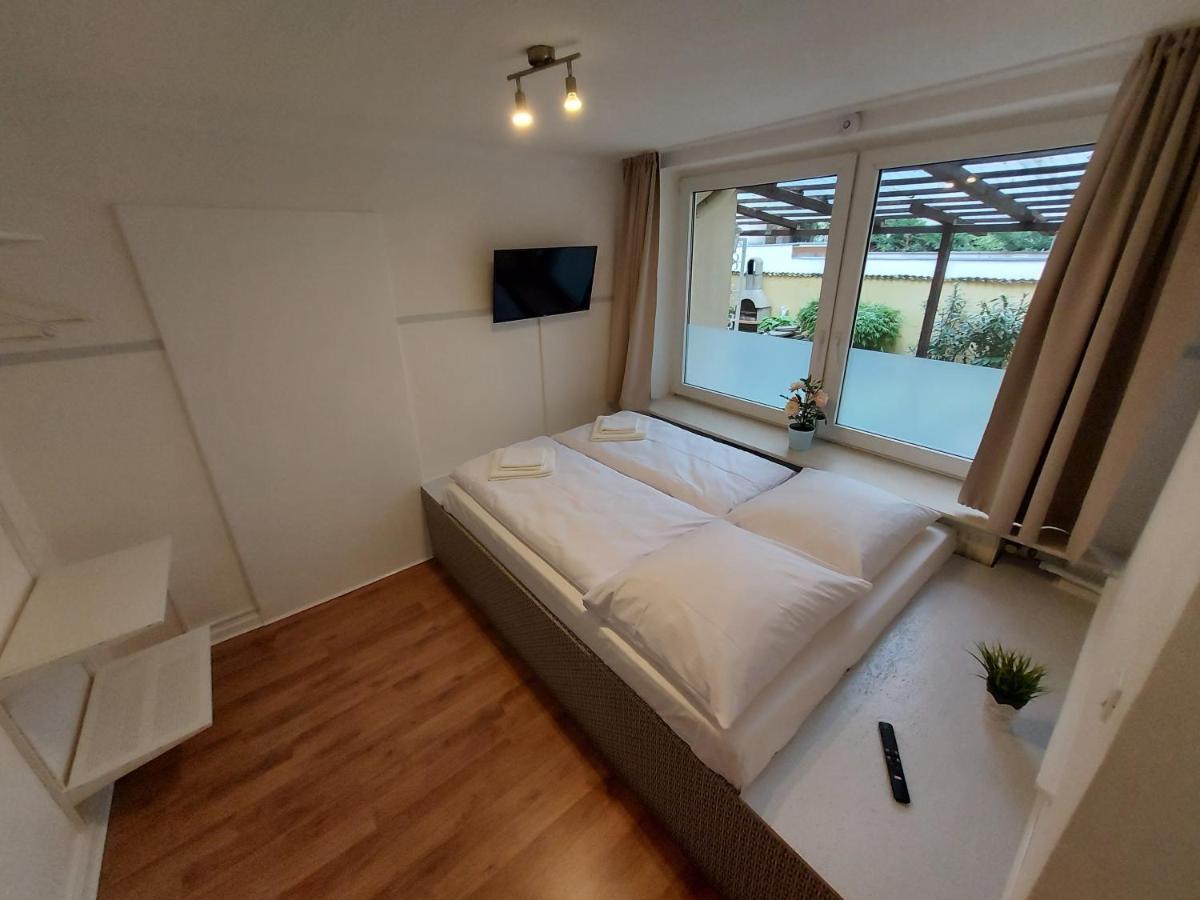 Overnight Apartment โคโลญ ภายนอก รูปภาพ